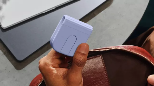 Logitech lanzó su primer mouse plegable: el Mobi Fold cabe en el bolsillo y con un minuto de carga dura 22 horas